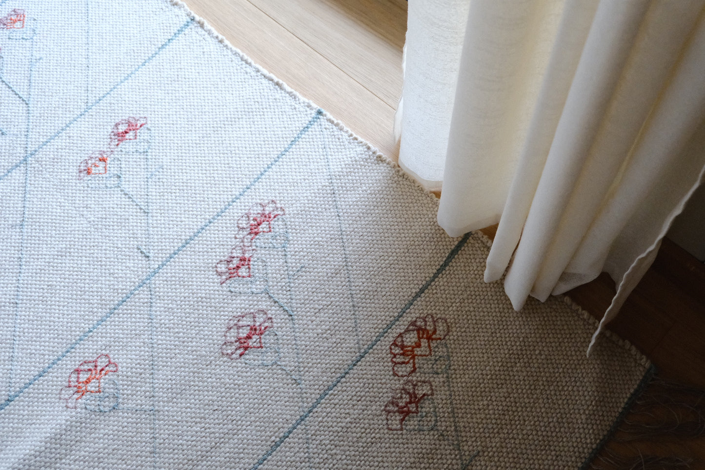 koberec / tapiserie “HVOZD”