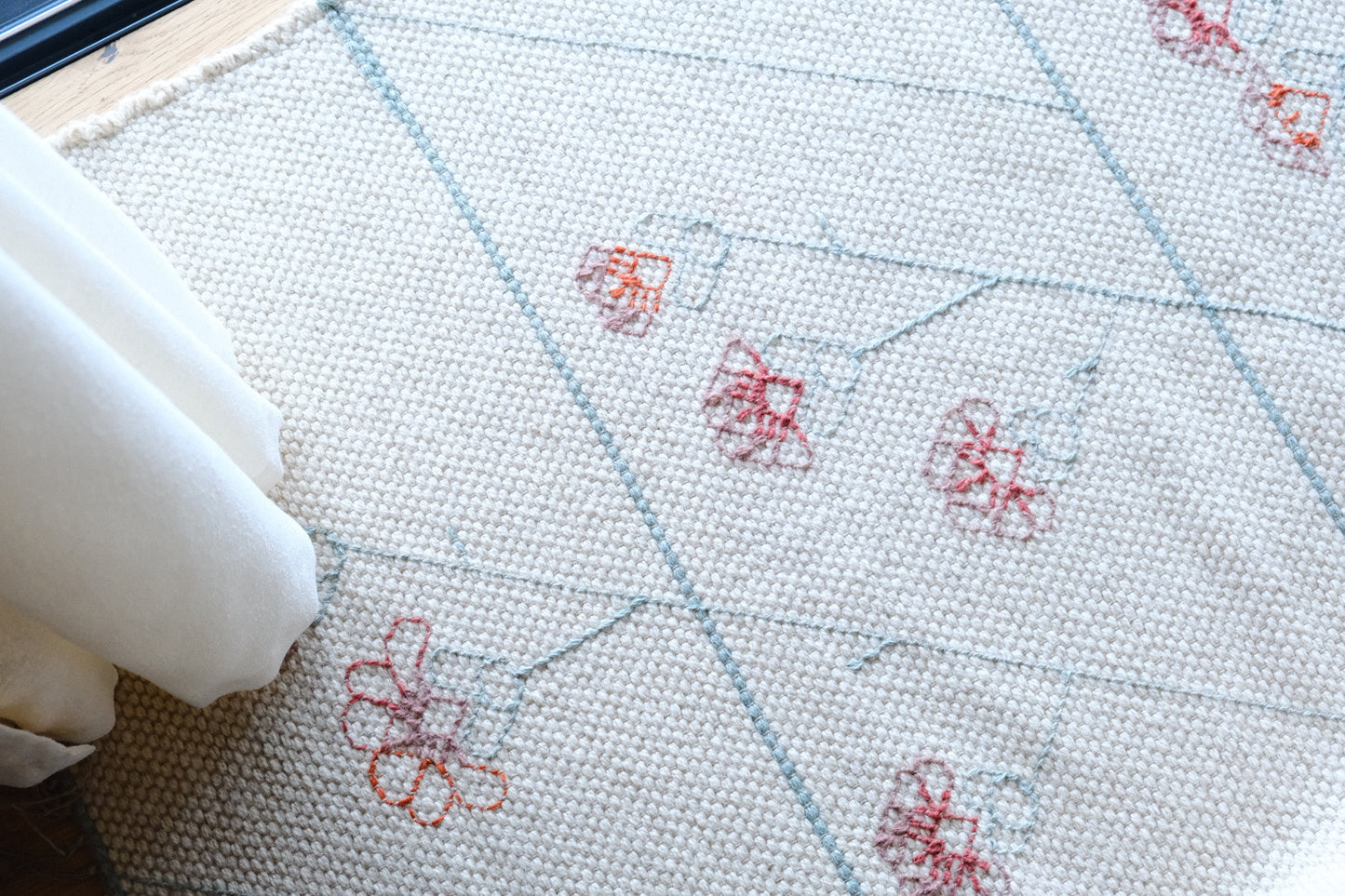 koberec / tapiserie “HVOZD”