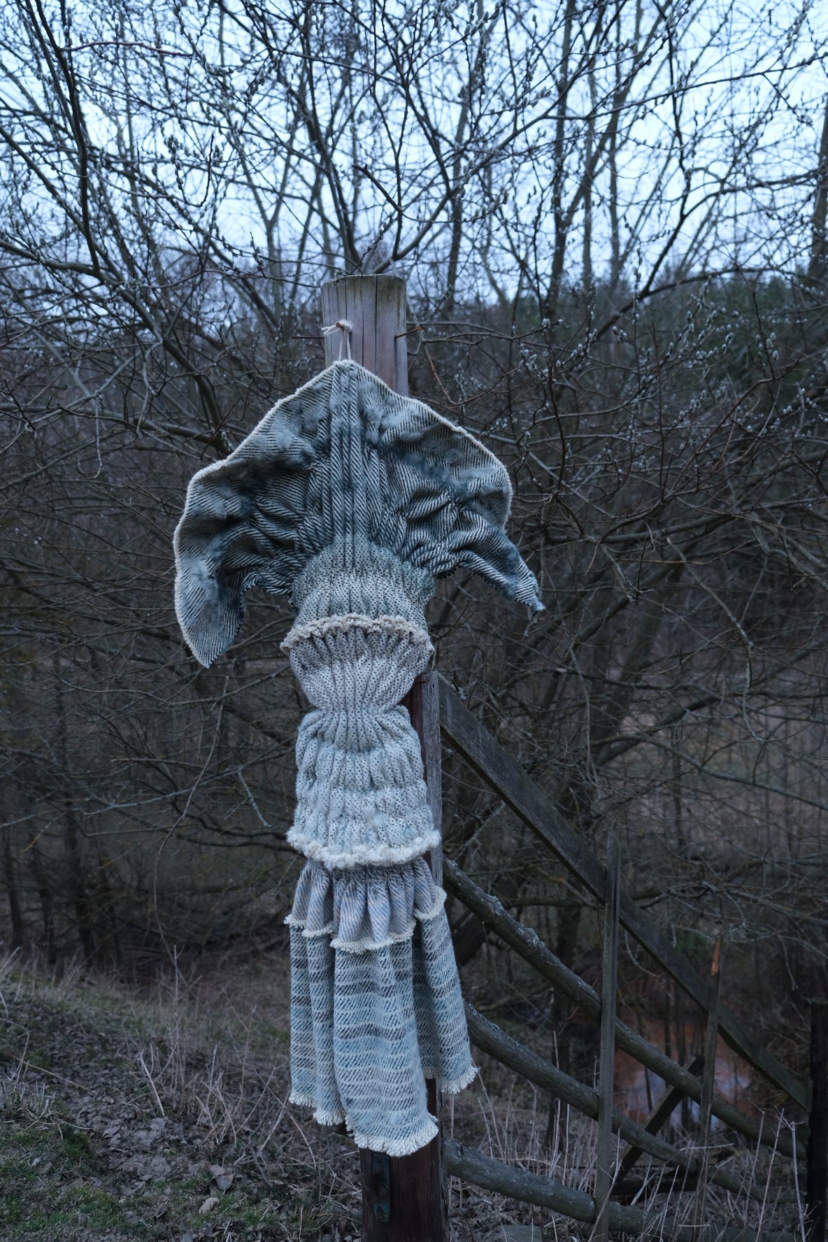 nástěnný objekt z vlny TOTEM